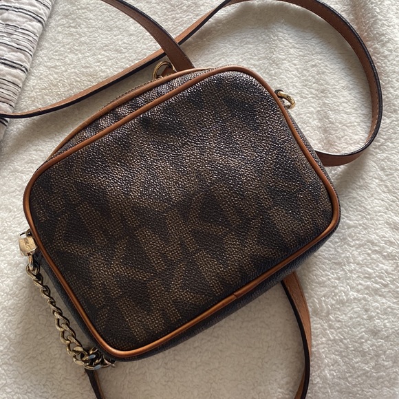 michael kors crossbody bag - Picture 4 of 4